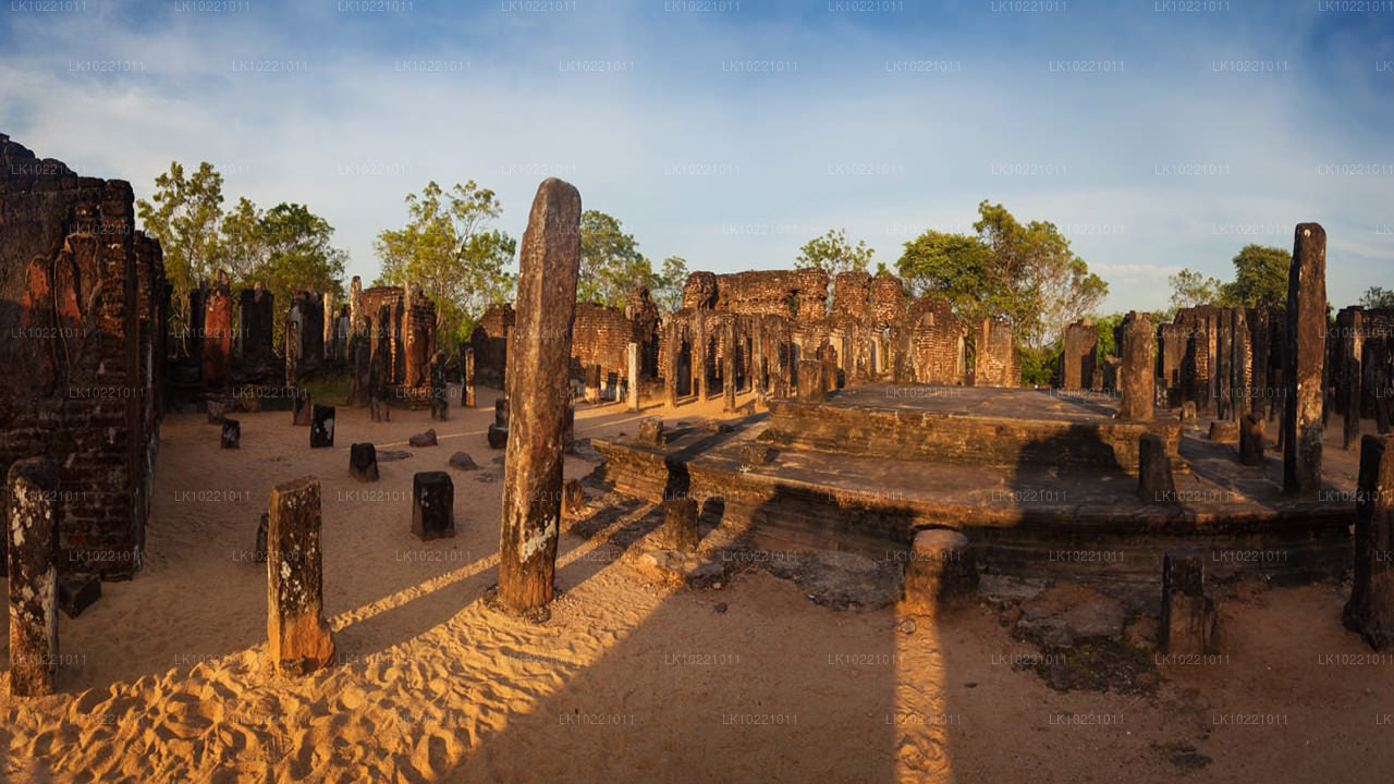 Anuradhapura från Kandy (2 dagar)