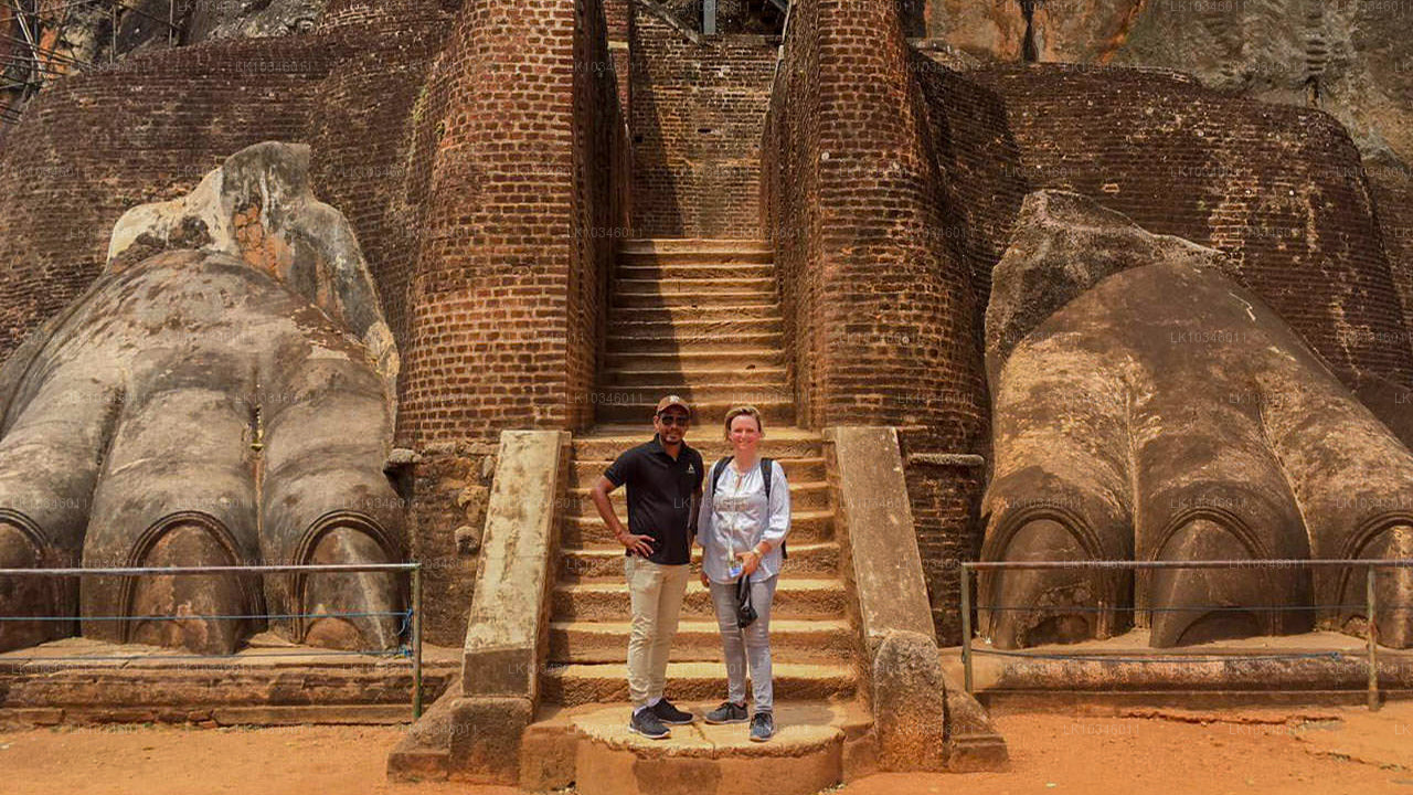 Tales of Ancient Ceylon från Colombo (3 dagar)