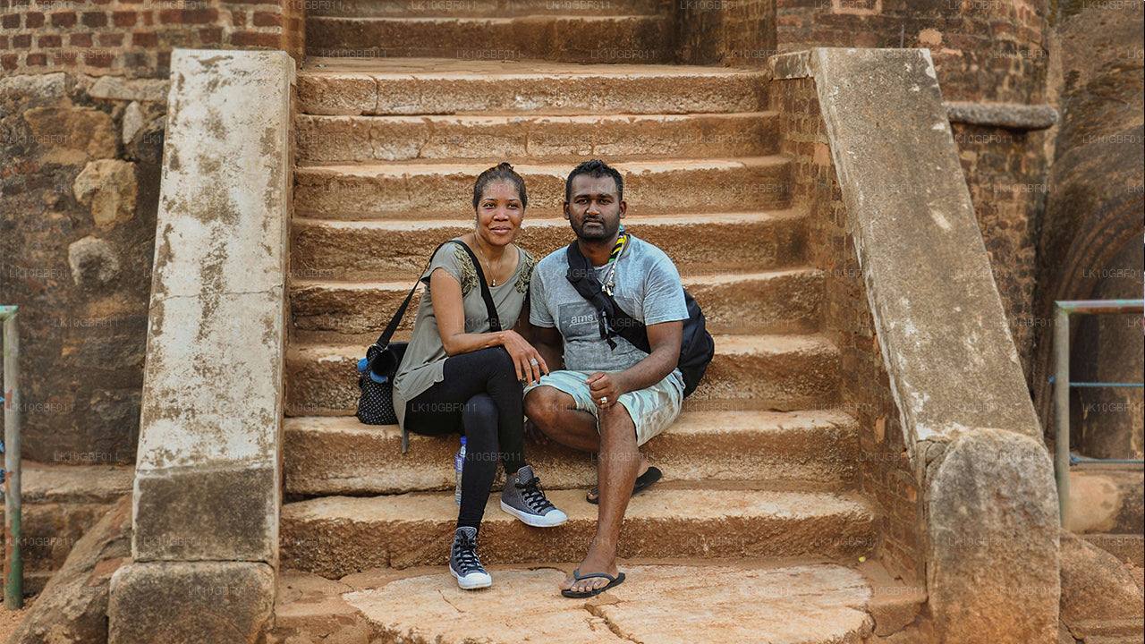 Upptäck Serendib (16 Dagar)