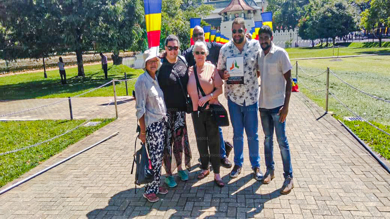 Koggala City till Mattala flygplats (HRI) Privat transfer