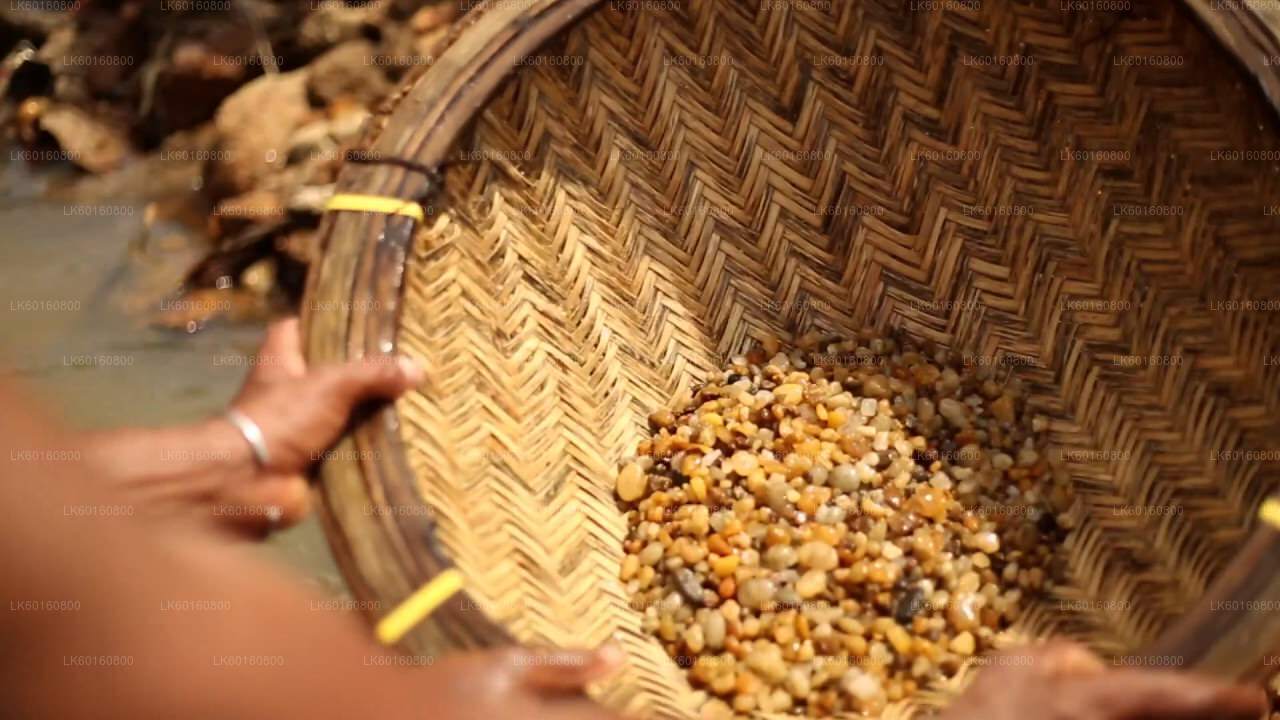 Utforska ädelgruvor i Rathnapura från Kalutara