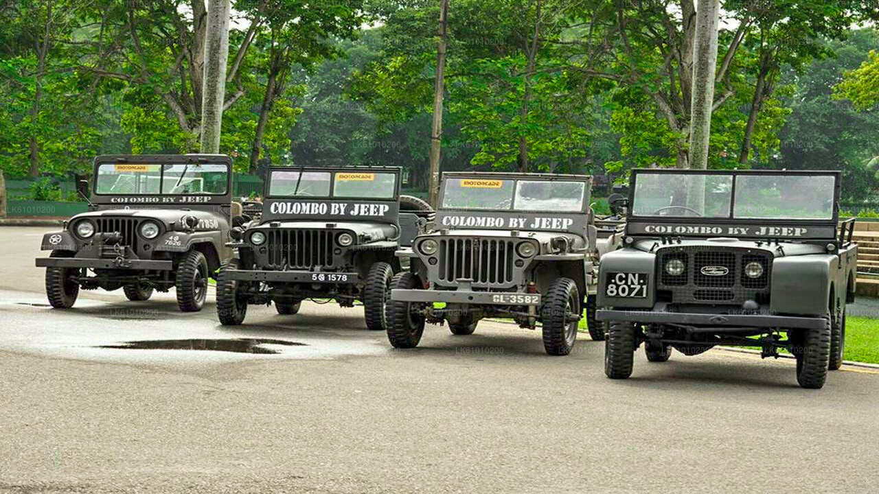 Colombo City Tour med War Jeep