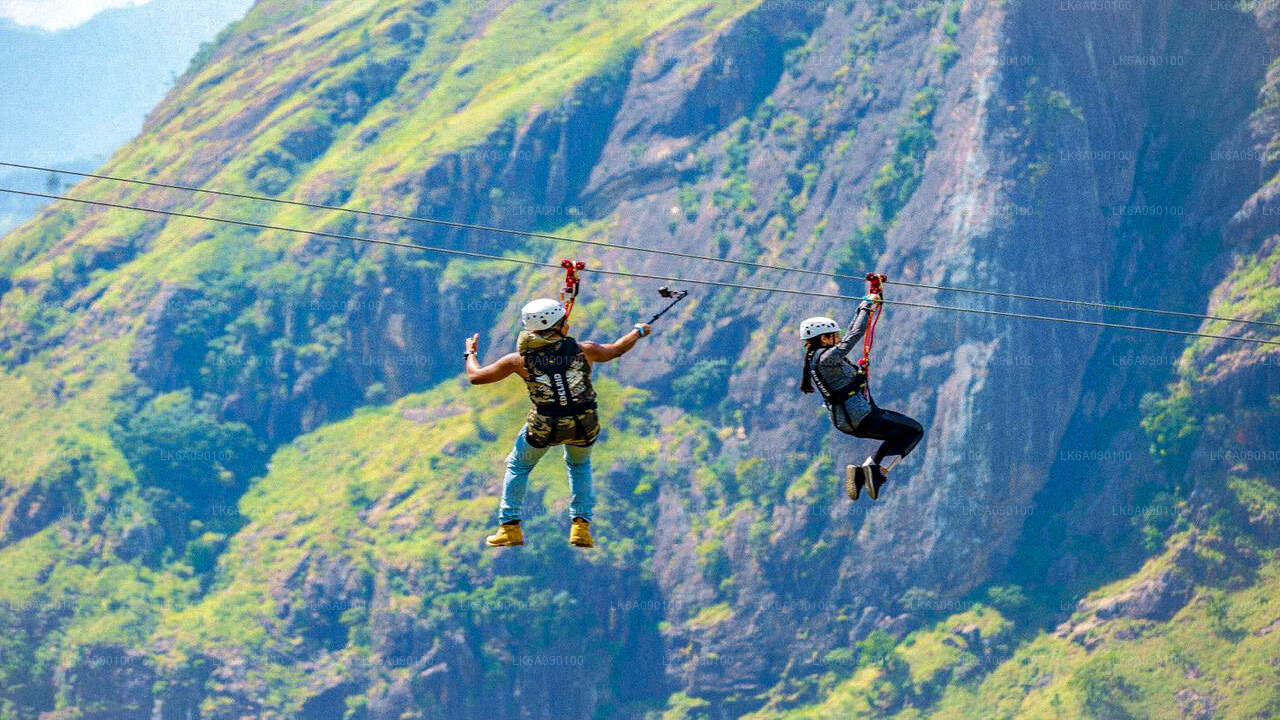 Flygande Ravana Mega Zipline från Ella