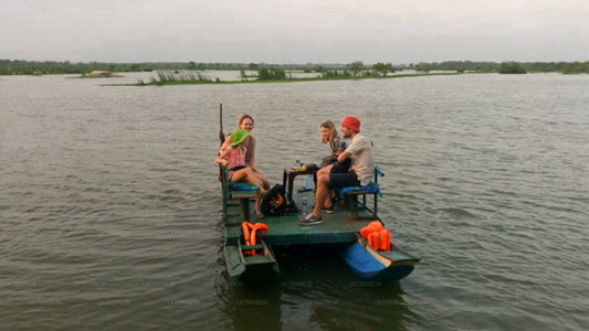 Fågelskådning med båt vid Kalametiya Sanctuary från Tangalle
