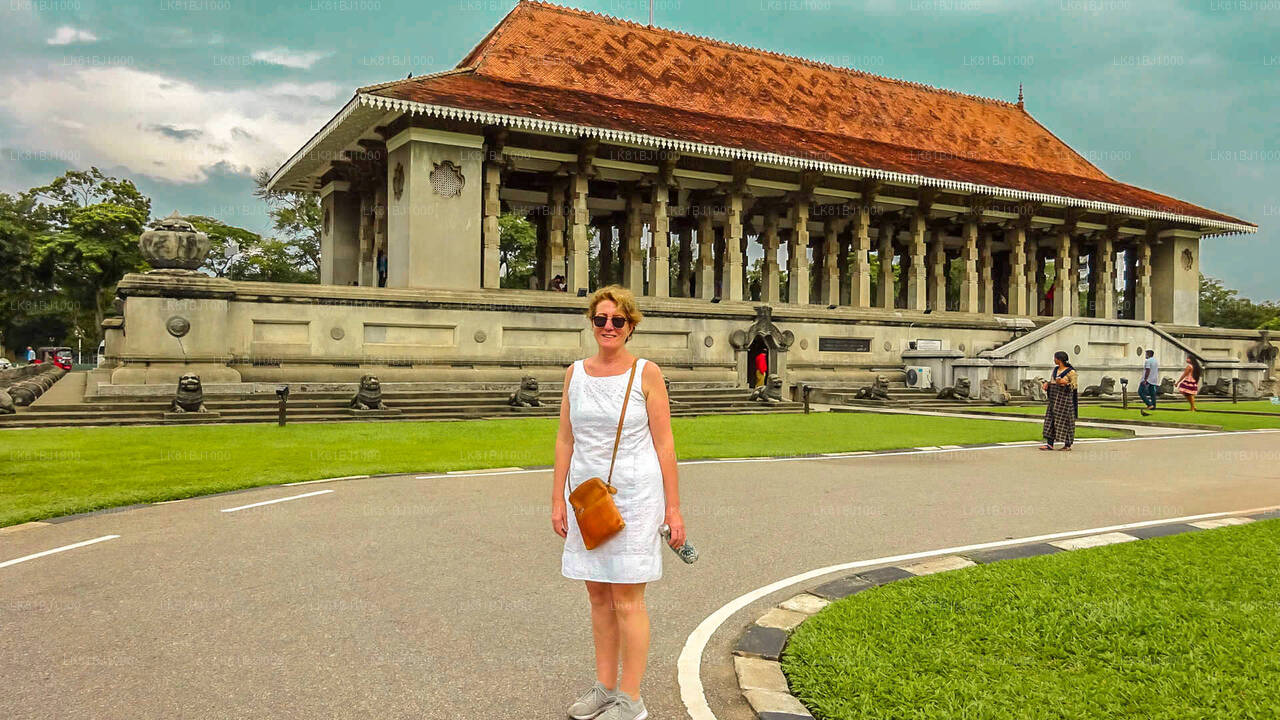 Colombo City Walk med en lokal från Colombo Seaport