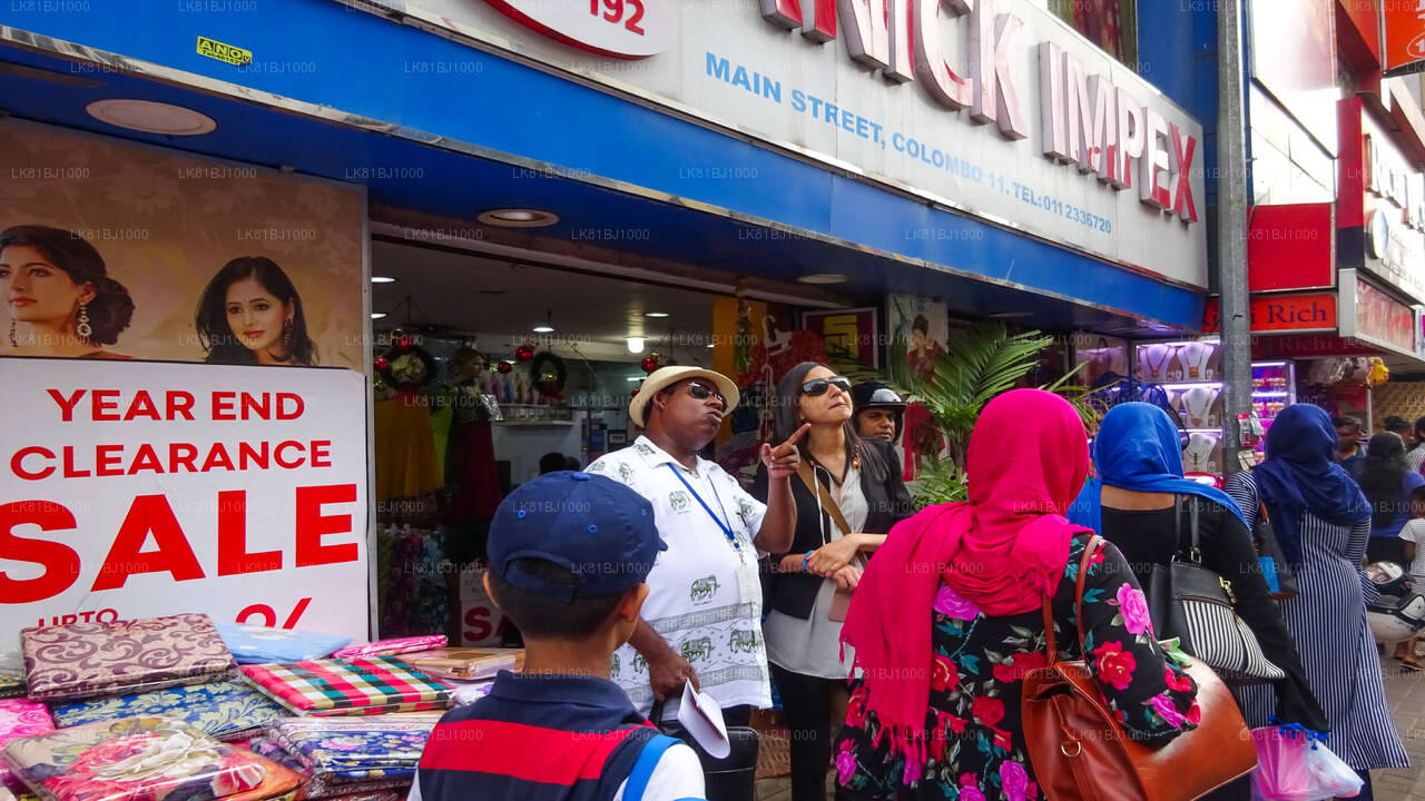 Colombo City Walk med en lokal från Colombo Seaport