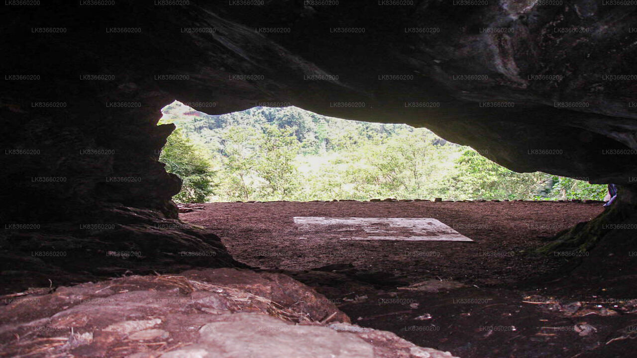 Utforska Belilena Cave från Mount Lavinia